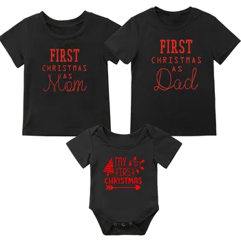 1Pc Pirmą Kalėdų, Mama Tėtis T-shirt Juokingas Šeimos Atitikimo Marškinėlius Mama Tėtis Kūdikiams trumpomis Rankovėmis Black Marškinėliai Drabužių