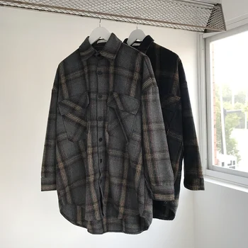 2018 m. rudenį naujų asmenybės tendencija retro pledas medvilnės didelio dydžio prarasti atsitiktinis marškinėliai striukė vyrų pilka / juoda S-XL