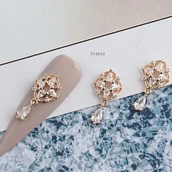 5vnt/daug gėlių pakabukas Aukso Cirkonis Perlas Nail art jewelry nagai papuošalų, kristalų Manikiūro cirkonis diamond nagų Pakabukai TN4950