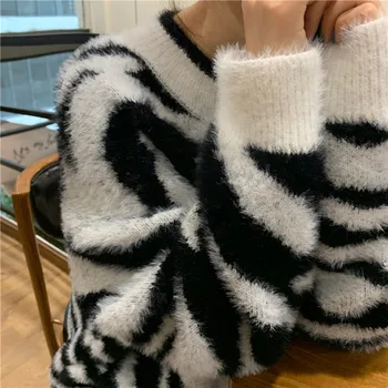 Harajuku Moterų Zebra Juostele Megztiniai Rudens Žiemos Moheros Storio Megztų Megztinių Prarasti Apvalios Apykaklės Mergina Negabaritinių Džemperiai Viršūnės