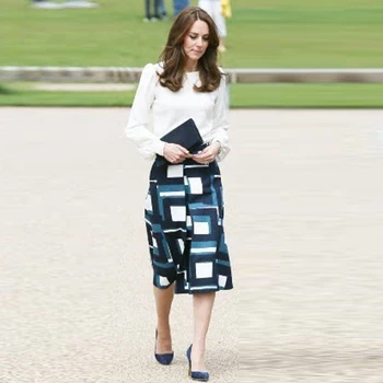 Kate Middleton kilimo ir tūpimo Tako Pavasarį Naują Moterų Rinkiniai, Balti Marškinėliai, Topai, Pledas Spausdinti Pusė Sijonas Mados Darbo Partija Dviejų dalių Komplektas