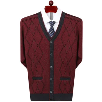 Rudenį ir žiemą naujas megztinis vyrams kailis kokybės didelio dydžio megztinis vidutinio amžiaus plius aksomo storas šiltas žiemą cardigan megztinis 75
