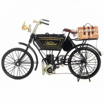 Senovinių klasikinių motociklo modelio retro vintage kaustytomis metalo amatų, apdailos, arba gimtadienio dovana 1903 Adler motorcycl