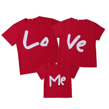 Tėvas&Mama&Baby marškinėliai Vasarą Šeimos Atitikimo Komplektus Tėvų-vaikų Raudona Raidė MEILĖS Spausdinti marškinėliai trumpomis Rankovėmis Megztinis Viršūnės